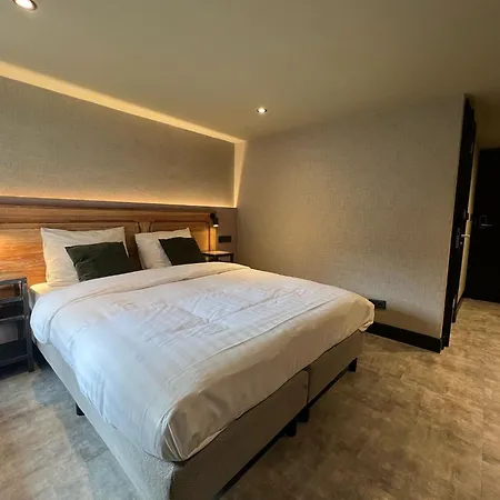 Amigo Hotel